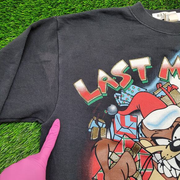 Vintage 1997 Tazmanian Devil Sweatshirt Womens XL 22x25 Black - Picture 4 of 13